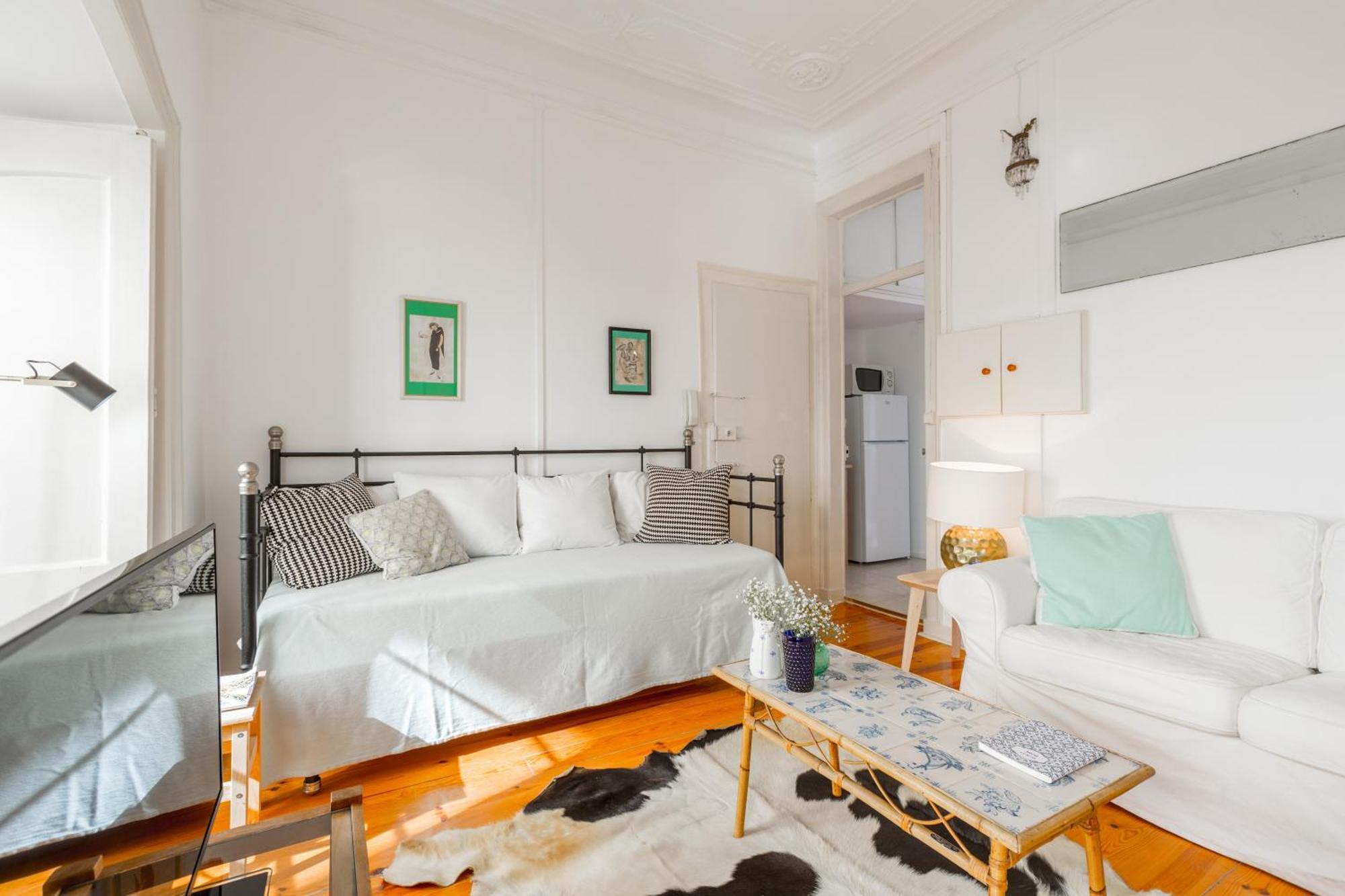 Spacious, Bright And Sunny Apartment, By Timecooler Lisbon Exterior photo